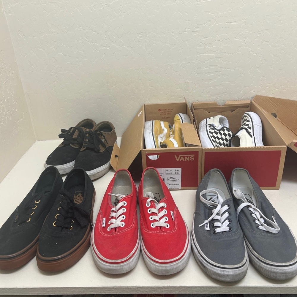 Vans see description
